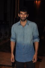 Aditya Roy Kapoor at Samsung S4 launch by Reliance in Shangrilaa, Mumbai on 27th April 2013 (67).JPG